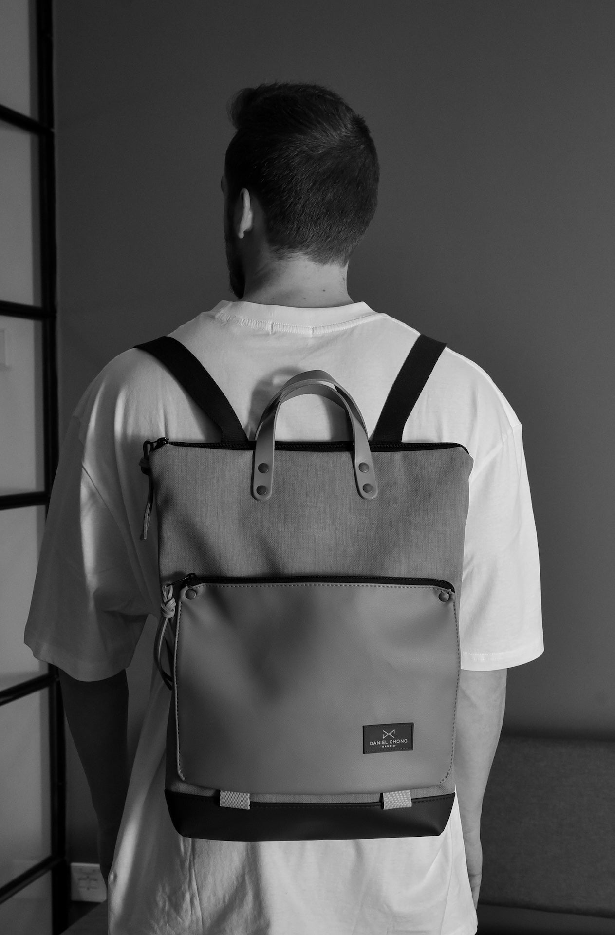 MOCHILA BOOK HOLDER ICONIC IMPERMEABLE DZ